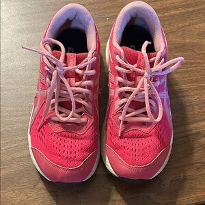 ASICS Woman’s Fuchsia Sneakers
